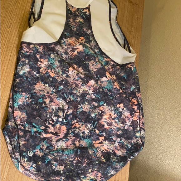Lululemon Sculpt Tank Size 4 - Picture 5 of 6